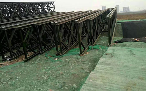 上海贝雷片在公路桥梁中的应用